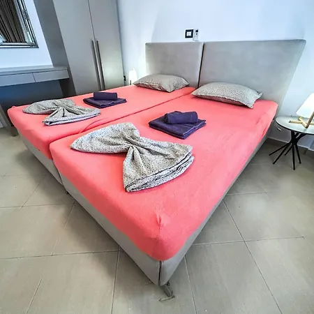 Adriatic Charm Haven E73 Golem (Tirana)