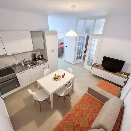 Adriatic Charm Haven E73 Golem (Tirana)