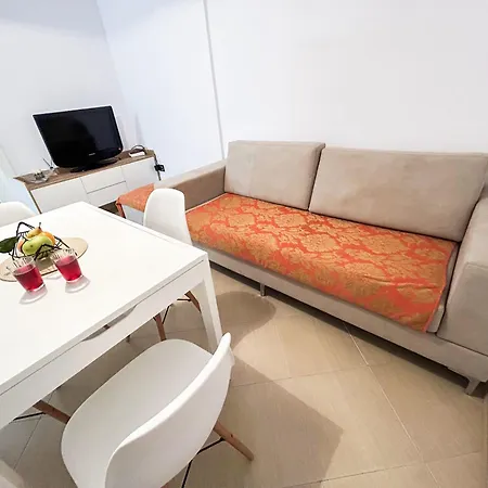 Adriatic Charm Haven E73 골렘