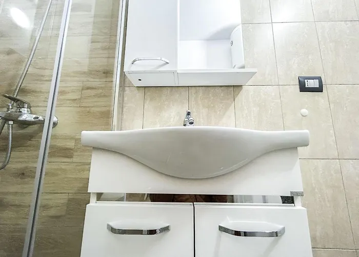 Adriatic Charm Haven E73 Golem (Tirana)