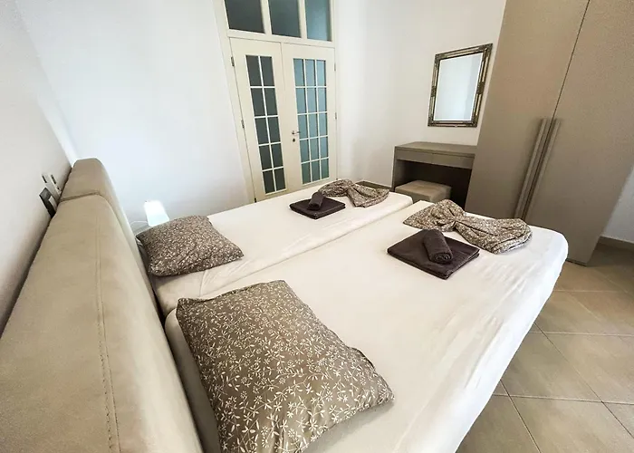 Adriatic Charm Haven E73 *