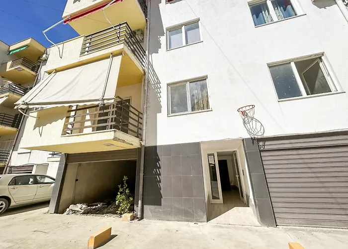 Adriatic Charm Haven E73 Golem (Tirana)